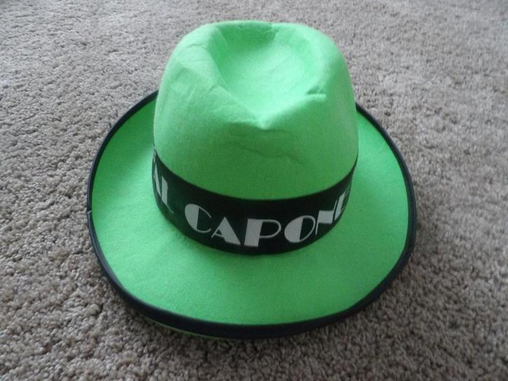 groene dames hoed met opdruk al capone leuk voor feestjes(1), Kleding | Dames, Hoeden en Petten, Zo goed als nieuw, Hoed, One size fits all