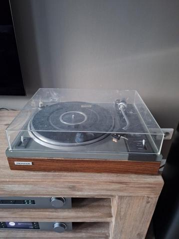 Pioneer PL-112D Platenspeler beschikbaar voor biedingen