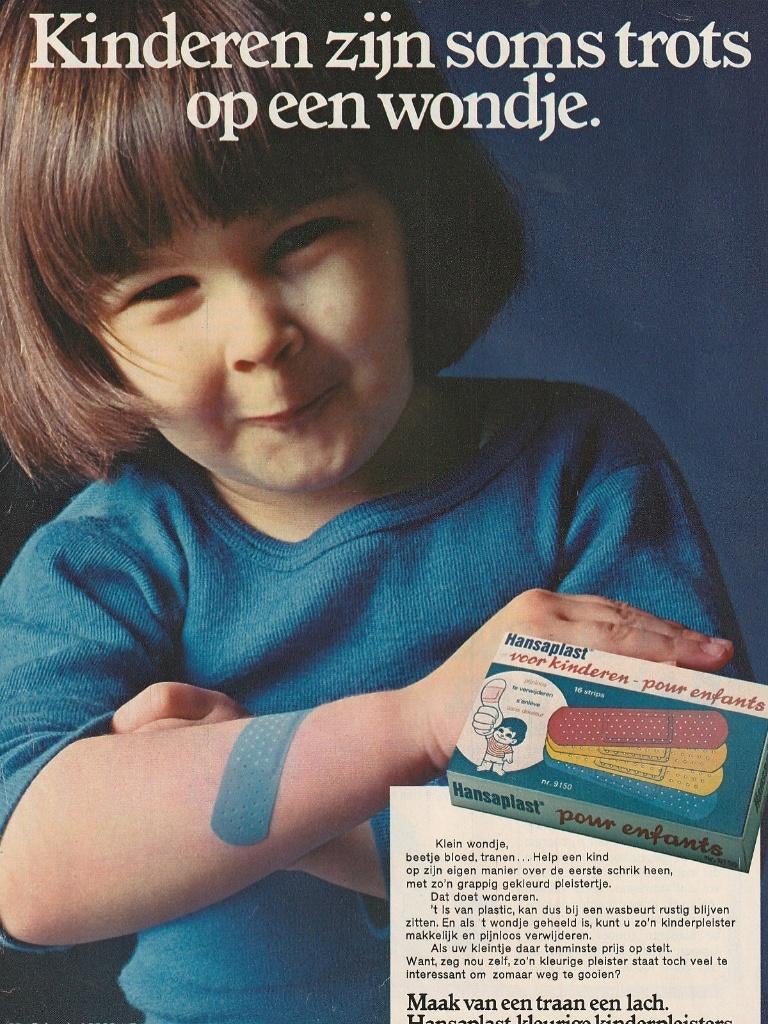 retro reclame 1972 Hansaplast jongetje is trots op pleister, Verzamelen, Verzenden, Overige typen