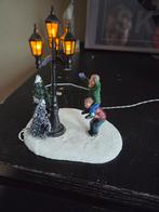 Spelende kinderen bij de lantaarn, Ophalen of Verzenden