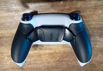 Modded PS5 pro controller met hall effect sticks beschikbaar voor biedingen