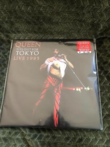 QUEEN Tits out for Tokyo beschikbaar voor biedingen