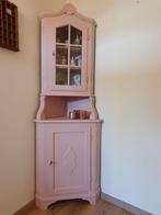 Mooie oude 'Engels roze' (oud roze) hoekkast/vitrinekast, Huis en Inrichting, Kasten | Overige, Zo goed als nieuw, Ophalen