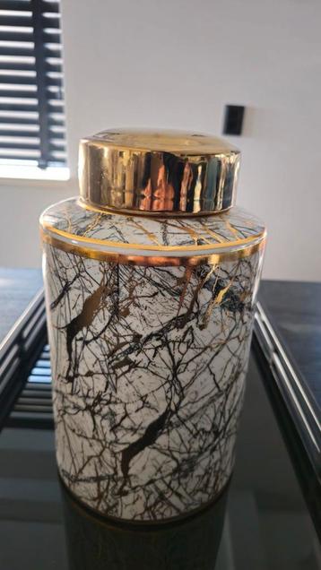Luxe potten 2 stuks marble/gold | hotelchiqueliving beschikbaar voor biedingen