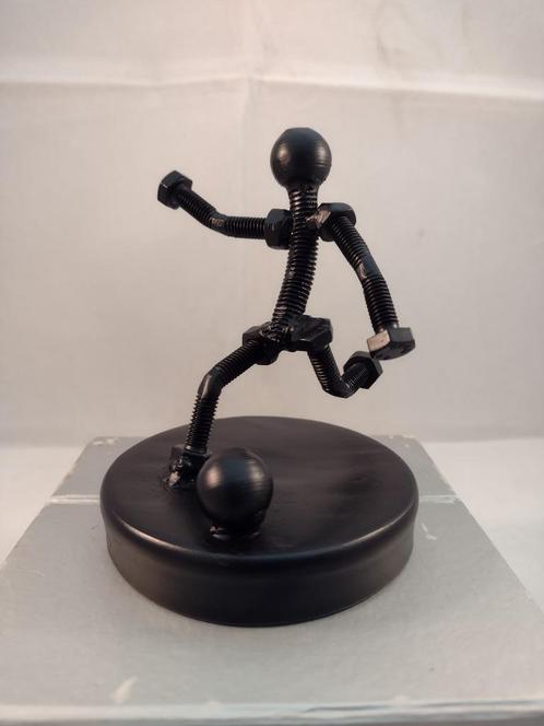 Voetbal "Trap", Antiek en Kunst, Kunst | Beelden en Houtsnijwerken, Ophalen of Verzenden