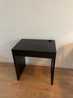 IKEA MICKE bureau – donkerbruin, stevig, compact, 73x50 cm, Ophalen, Gebruikt, Bureau