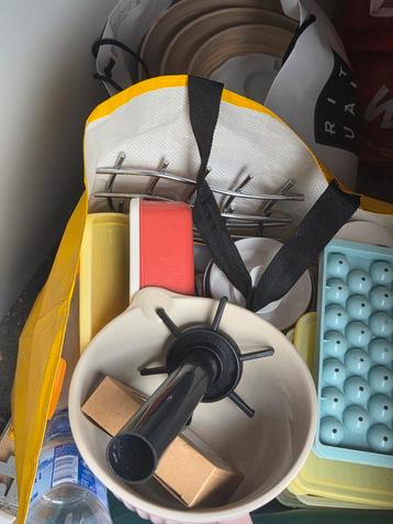 Keuken & Hobby Spullen - TasVol! Incl mini koelbox beschikbaar voor biedingen