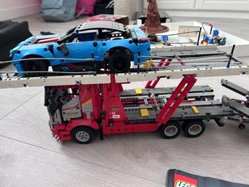 Lego Technic 42098 Auto Transportvoertuig beschikbaar voor biedingen