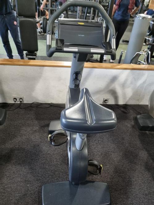 Uprightbike technogym cardio visioweb, Sport en Fitness, Fitnessapparatuur, Zo goed als nieuw, Spinningfiets, Benen, Ophalen of Verzenden