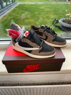 Jordan 1 Low Travis Scott Mocha - Maat 41 & 42 - Nieuw, Ophalen of Verzenden, Nieuw, Bruin, Sneakers of Gympen