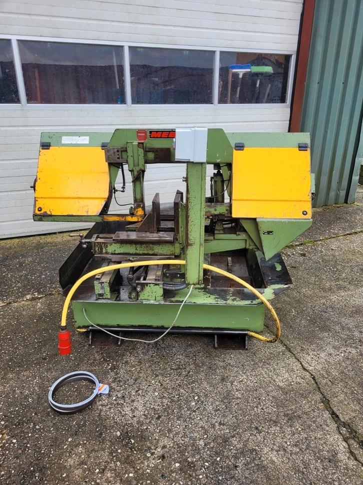 Lintzaag meba halfautomaat  vierkant 450x220  rond 320, Doe-het-zelf en Verbouw, Gereedschap | Zaagmachines, Gebruikt, Lintzaag