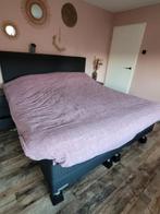 Elektrisch verstelbaar Caresse bed 180x200 met nachtkastjes, Ophalen, Zwart, Tweepersoons, 180 cm