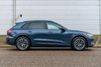 Audi Q8 e-tron 55 408pk Quattro Advanced Edition 115 kWh | P, Auto's, Audi, Automaat, Stof, Beige, Blauw