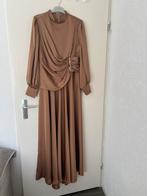 Elegante satijnen galajurk/abiye maat 44, Galajurk, Bruin, Maat 42/44 (L), Ophalen of Verzenden