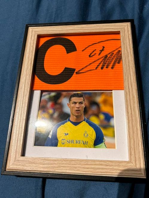 Gesigneerde aanvoedersband Cristiano Ronaldo, Verzamelen, Sportartikelen en Voetbal, Nieuw, Shirt, Buitenlandse clubs, Ophalen of Verzenden