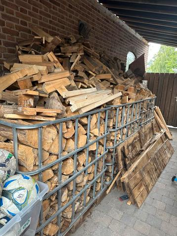 Grote partij stookhout - Berken, pallet & hardhout beschikbaar voor biedingen