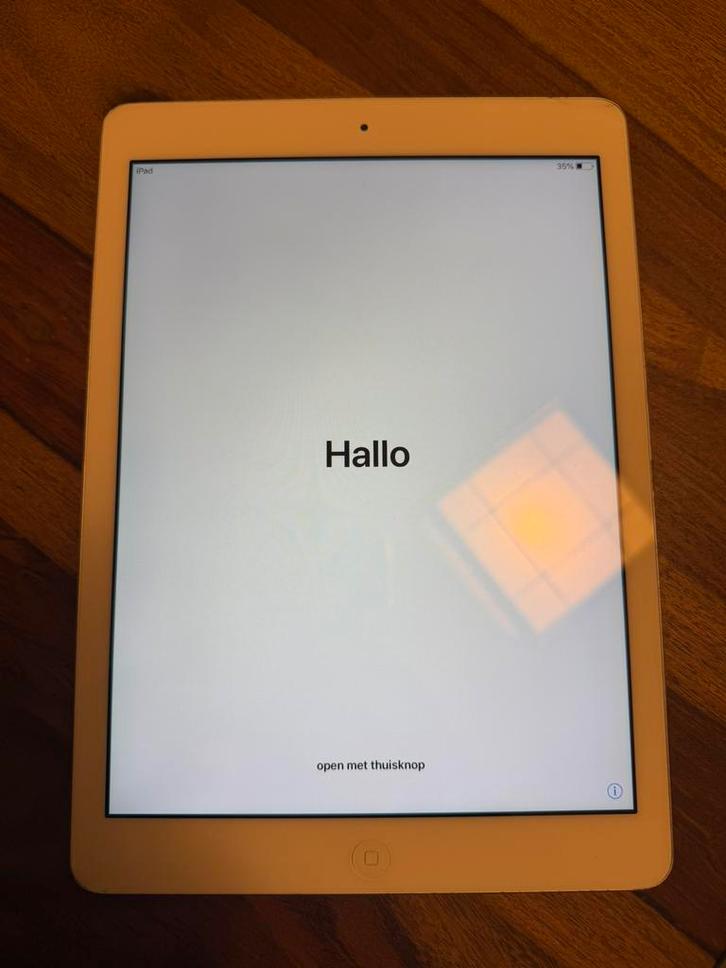 iPad Air (1e generatie) - 9.7 inch, Computers en Software, Apple iPads, Gebruikt, Apple iPad Air, Wi-Fi, 9 inch, 32 GB, Zilver