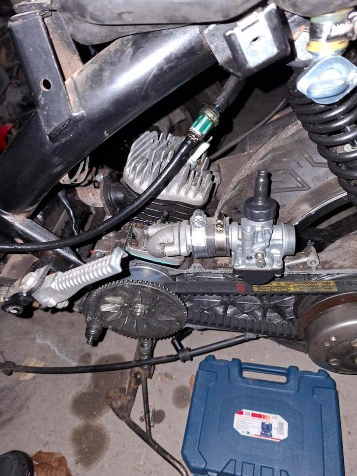 peugeot speedfight 2 nieuwe 70cc malossi, Fietsen en Brommers, Brommeronderdelen | Scooters, Peugeot, Cilinder, Ophalen