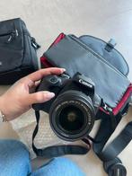 Canon EOS 2000D met 18-55mm lens + accessoires, Spiegelreflex, Canon, Ophalen of Verzenden, Zo goed als nieuw