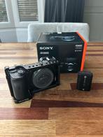 Sony a6600 + Sigma 18-50mm f2.8 - Moet Nu Weg!, Ophalen, Compact, Zo goed als nieuw, Sony