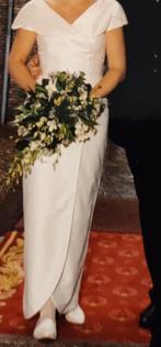 Trouw/galajurk, Galajurk, Beige, Zo goed als nieuw, Ophalen