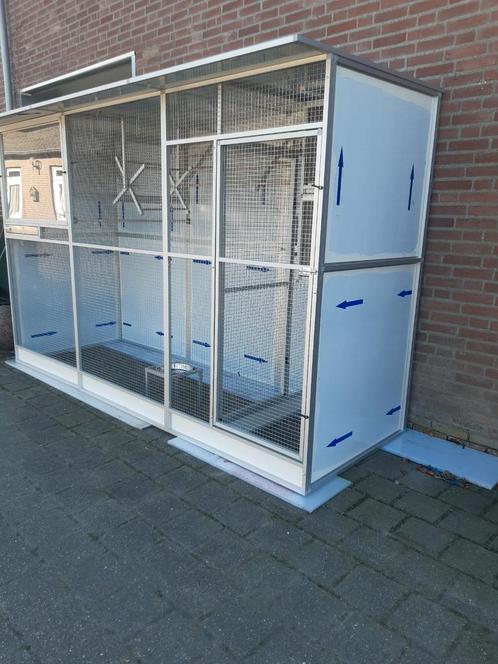 Nieuwe aluminium show model voliere met portaal en binnenkoo, Dieren en Toebehoren, Vogels | Hokken en Kooien, Nieuw, Volière