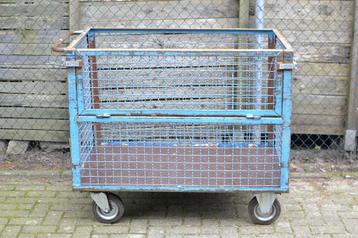 Magazijnwagen / Pakketwagen / gaaswagen / plateauwagen beschikbaar voor biedingen
