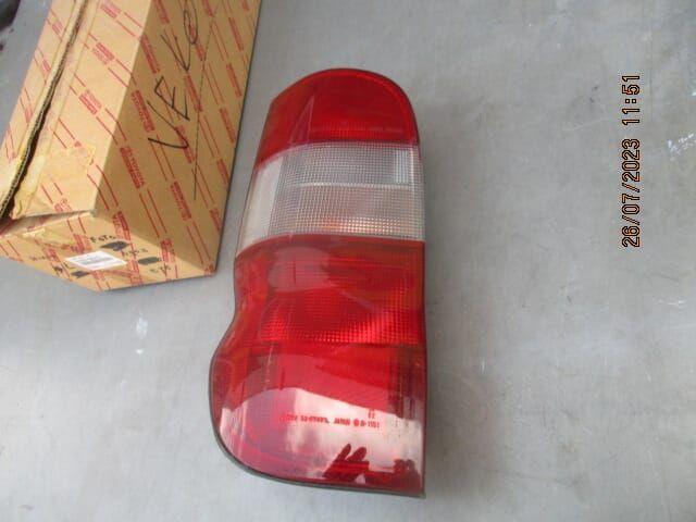 linker achterlicht Toyota Hiace H 1...H2, Auto-onderdelen, Verlichting, Toyota, Nieuw, Ophalen of Verzenden