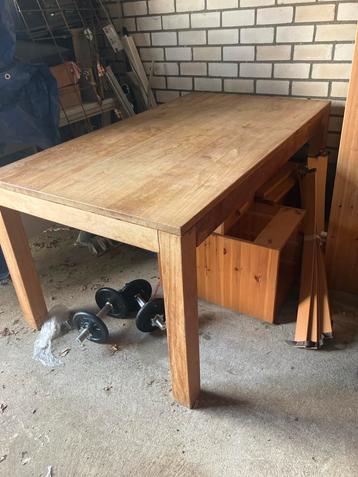 Teak Houten Eettafel beschikbaar voor biedingen