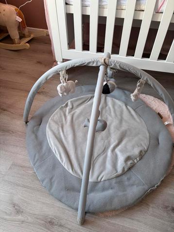 Baby’s only babygym lichtgrijs beschikbaar voor biedingen