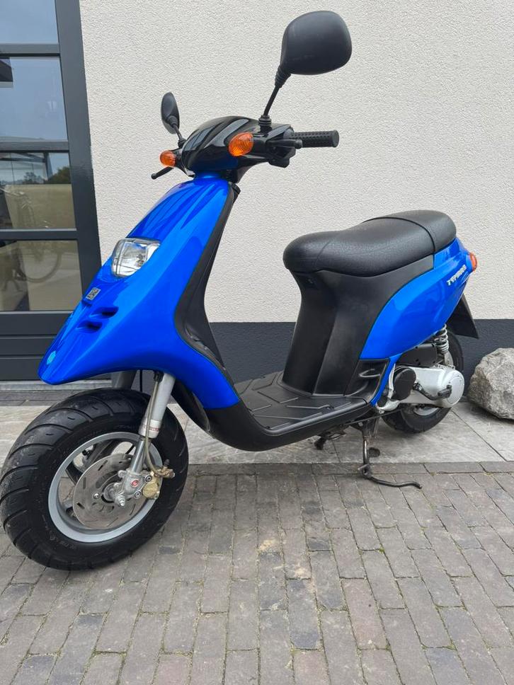 ⭐️Piaggio typhoon 50cc 4700 km Brom NIEUWSTAAT⭐️, Fietsen en Brommers, Scooters | Piaggio, Zo goed als nieuw, Overige modellen