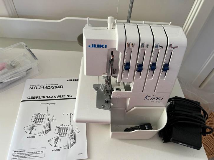 JUKI Kirei MO-214D Overlockmachine - Zo goed als nieuw!, Hobby en Vrije tijd, Naaimachines en Toebehoren, Zo goed als nieuw, Lockmachine