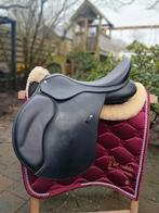 Wintec 500 HART veelzijdigheidszadel 17.5 inch, Dieren en Toebehoren, Ophalen of Verzenden, Zo goed als nieuw