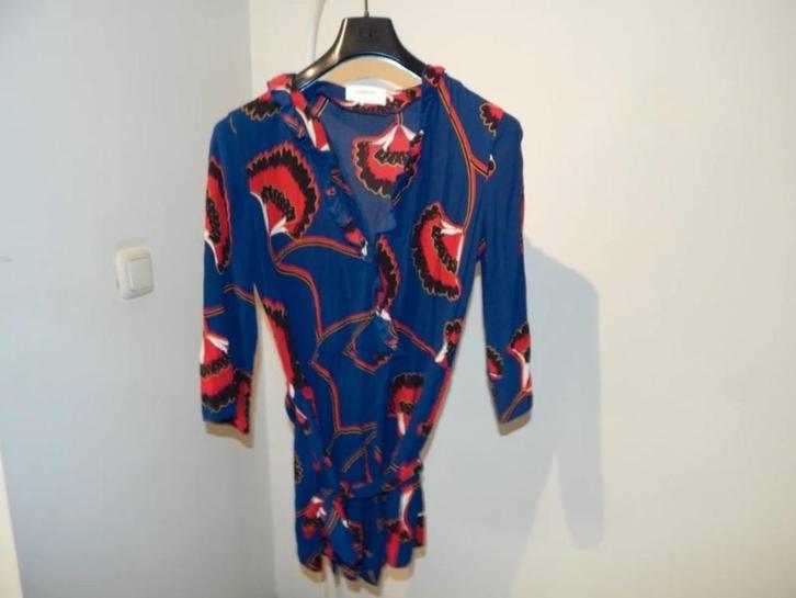 BA&SH jumpsuit korte short blauw rode print mt 2/M, Kleding | Dames, Jumpsuits, Gedragen, Maat 38/40 (M), Blauw, Verzenden