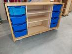 Lage kast op wielen/ kieskast / kinderopvangkast Klassehout, Ophalen of Verzenden, Zo goed als nieuw, Kast