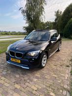BMW X1 Sdrive 20D AUT 2012 Zwart, Auto's, BMW, Euro 5, Achterwielaandrijving, Zwart, 4 cilinders