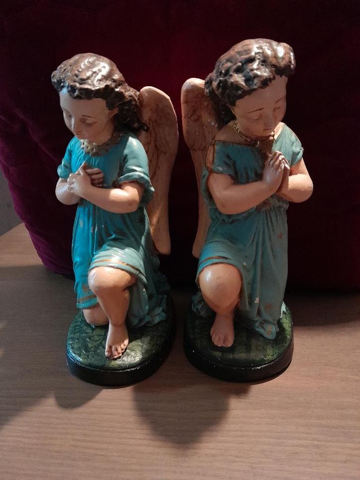 2 Oude knielende engelen , engel knielend beeld, Antiek en Kunst, Antiek | Religie, Ophalen of Verzenden
