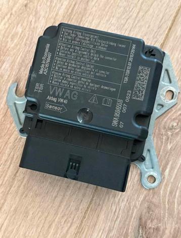 VW Golf 8 Airbagmodule 5WA959655B - Zonder Crashdata beschikbaar voor biedingen