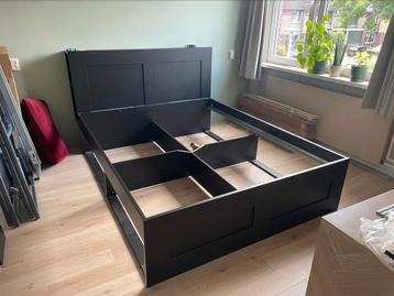 BRIMNES bedombouw. 160x200 met hoofdboord beschikbaar voor biedingen