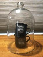 Glazen stolp 26x17 cm met 2 geëmailleerde koffie bekers, Ophalen, Zo goed als nieuw