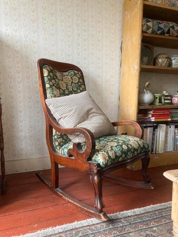 Prachtige engelse schommelstoel/fauteuil beschikbaar voor biedingen