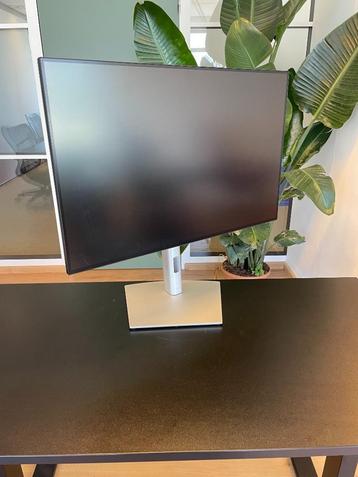 Dell UltraSharp U3023E – 30” USB-C Monitor beschikbaar voor biedingen