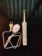 Elektrische tandenborstel oral b vitality pro wit tanden, Ophalen of Verzenden, Zo goed als nieuw