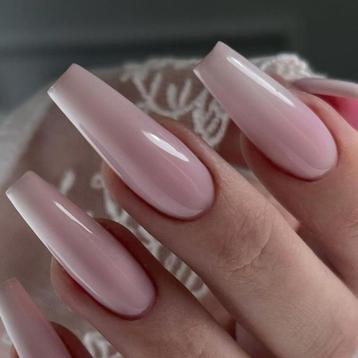 Modelle wanted  verjaardag Gel Babyboomer Acryl verlenging beschikbaar voor biedingen