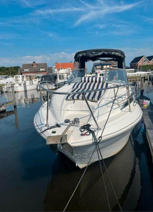Bayliner 2455 ciera, Watersport en Boten, Speedboten, Zo goed als nieuw, 6 meter of meer, Benzine, 200 pk of meer, Polyester, Binnenboordmotor