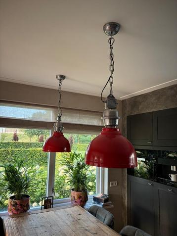 Hanglamp industrie / rood  beschikbaar voor biedingen