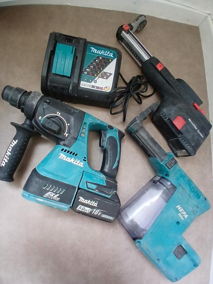 Accu Boormachine - Makita, Doe-het-zelf en Verbouw, Gereedschap | Boormachines, Ophalen of Verzenden