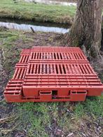 4x rode plastic pallet, Ophalen