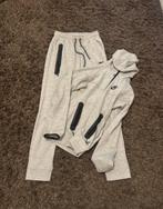 Nike tech grijs, Kleding | Dames, Huispakken, Ophalen of Verzenden, Zo goed als nieuw, Maat 34 (XS) of kleiner, Grijs