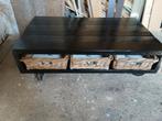 Salontafel met manden., Huis en Inrichting, Tafels | Salontafels, Ophalen, 50 tot 100 cm, Nieuw, 50 tot 100 cm
